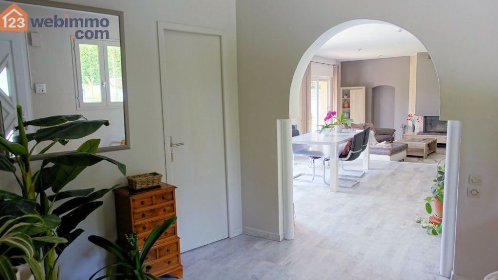 Photo 8 - Salon-de-Provence 13300 à Salon-de-Provence