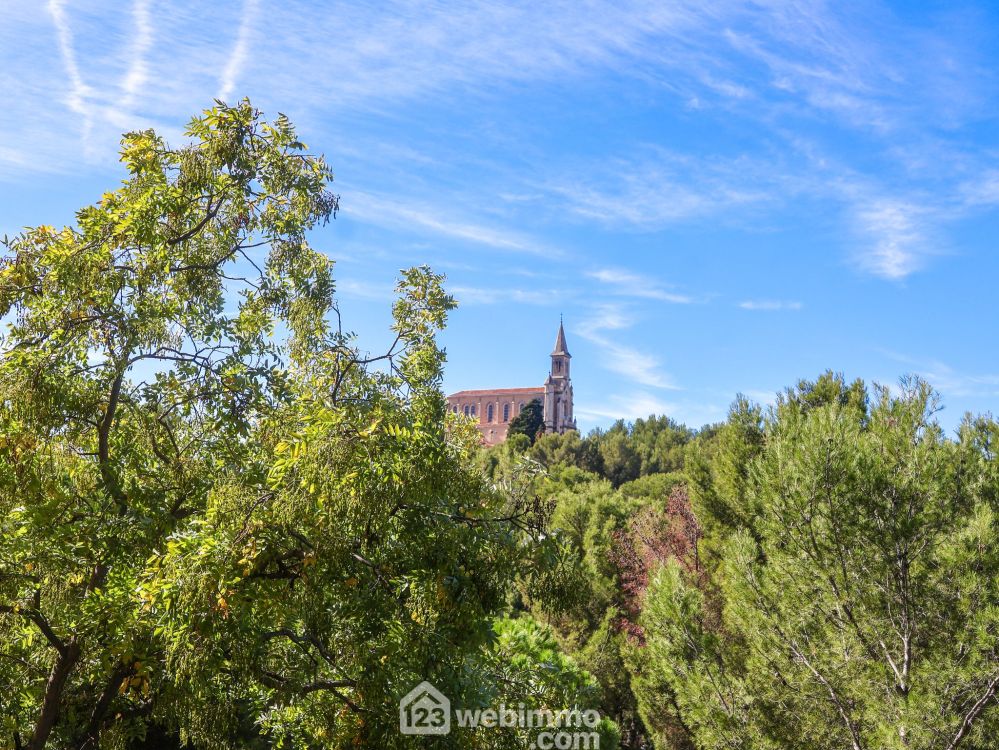Photo 13 - Marseille 13009 à Marseille