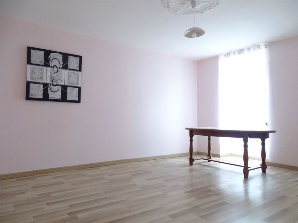 Photo 2 - Saint-Pierre-du-Chemin 85120 à Saint-Pierre-du-Chemin