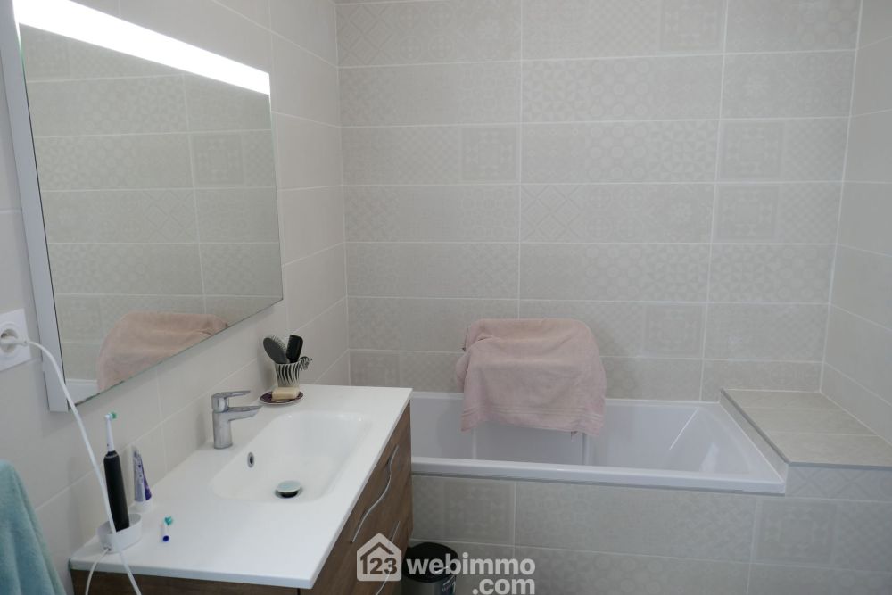 Photo 18 - Arles 13280 à Arles