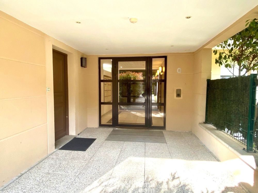 Photo 2 - Saint-Germain-lès-Corbeil 91250 à Saint-Germain-lès-Corbeil