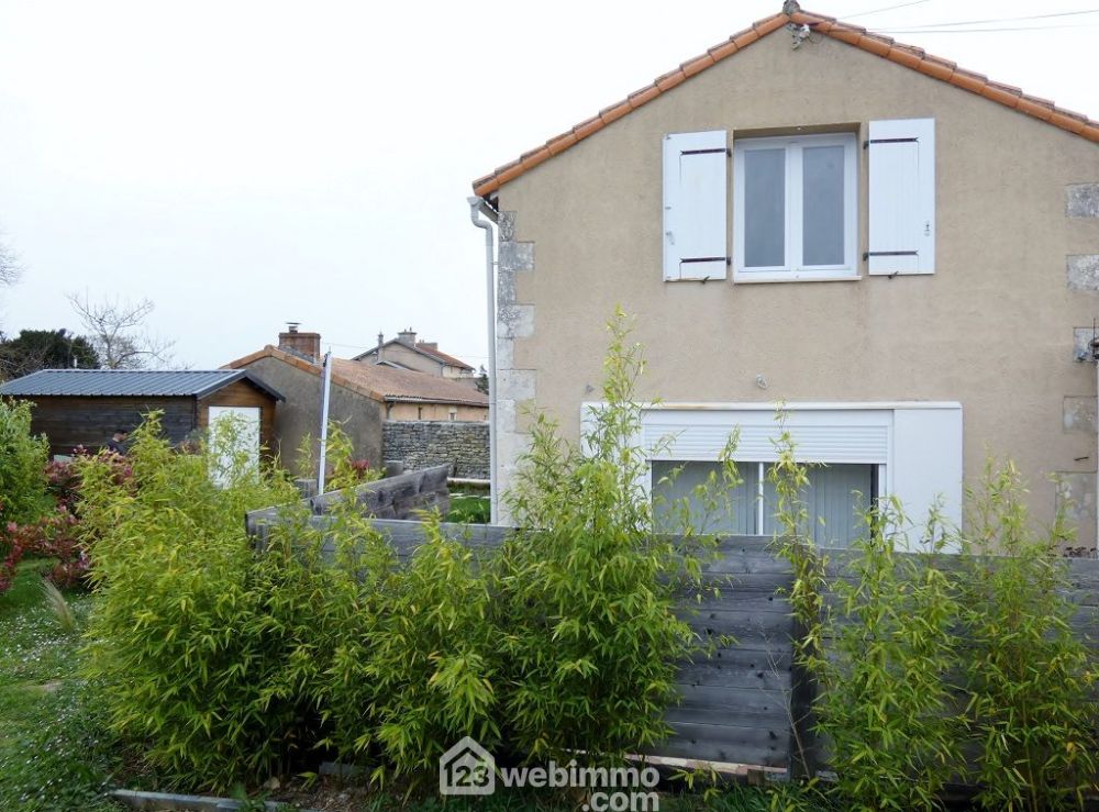 Photo 2 - Chasseneuil-du-Poitou 86360 à Chasseneuil-du-Poitou