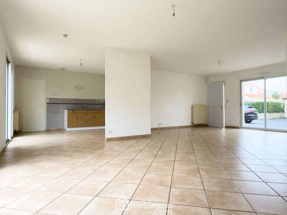 Photo 2 - Cholet 49300 à Cholet