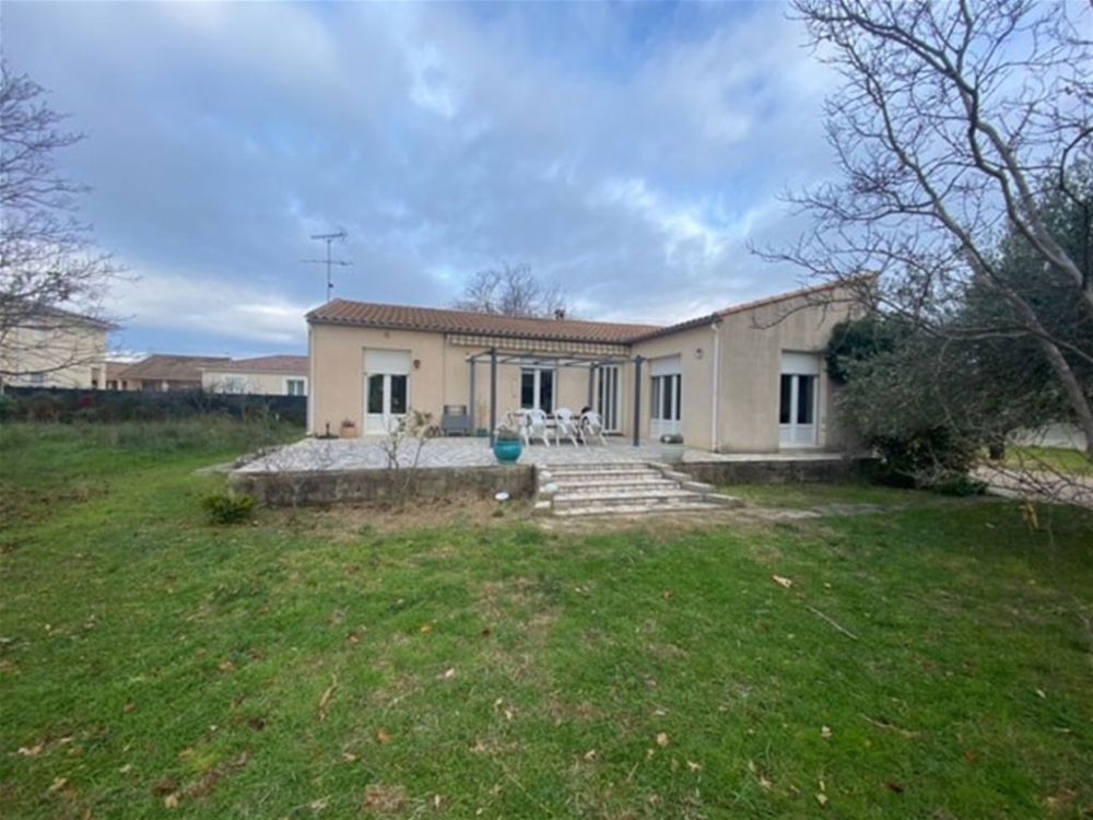 Photo 2 - VALERGUES 34130 à VALERGUES