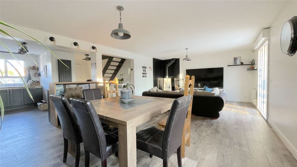 Photo 4 - Mandres-les-Roses 94520 à Mandres-les-Roses