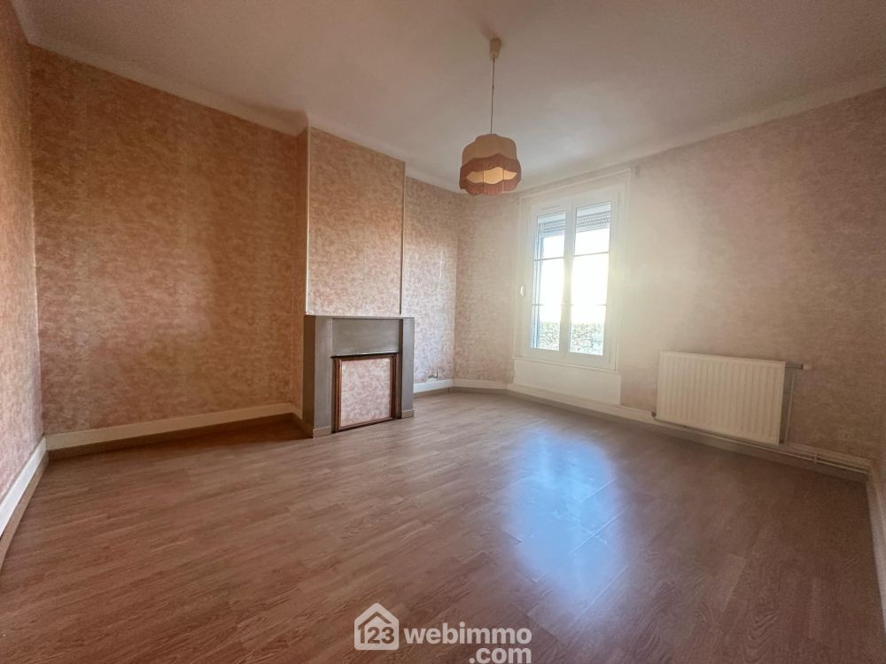 Photo 13 - Crépy 02870 à Crépy