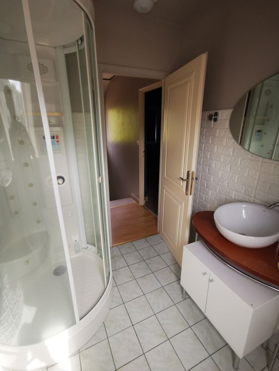 Photo 25 - Grâces 22200 à Grâces