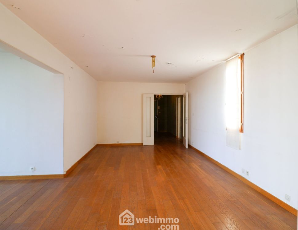 Photo 10 - Marseille 13008 à Marseille