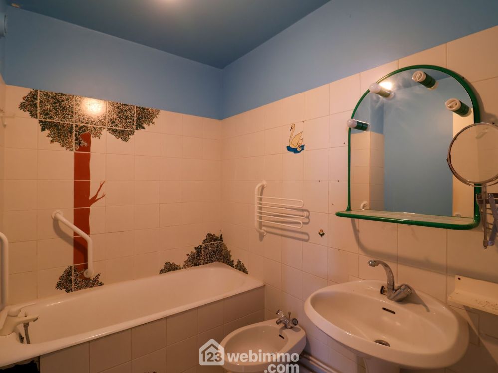 Photo 17 - Marseille 13008 à Marseille