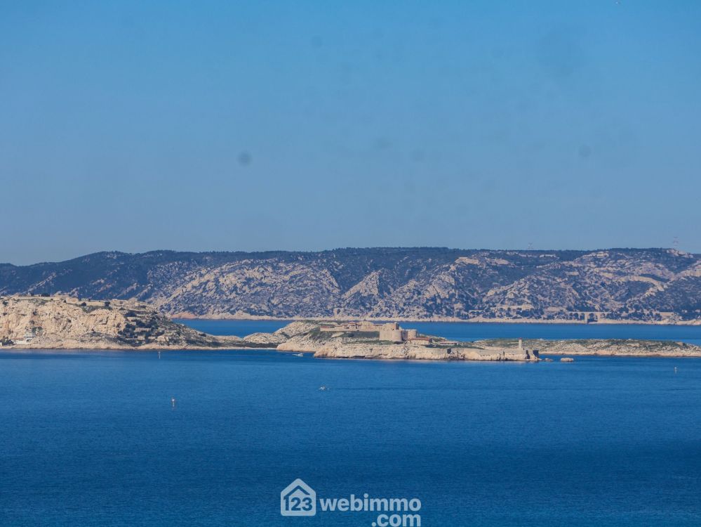 Photo 20 - Marseille 13008 à Marseille