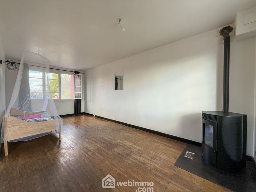 Photo 2 - La Châtaigneraie 85120 à La Châtaigneraie