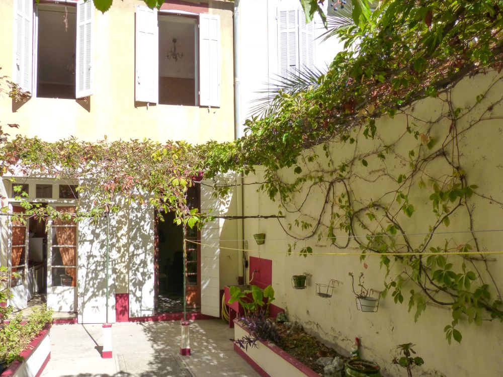 Photo 8 - Marseille 13008 à Marseille