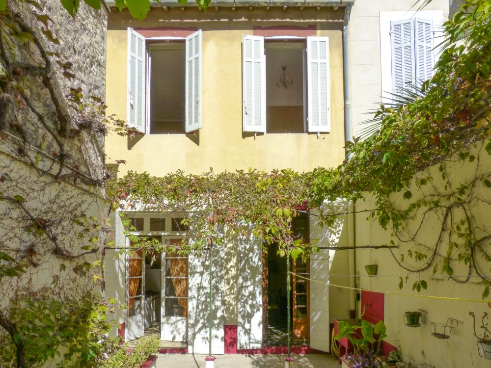 Photo 9 - Marseille 13008 à Marseille