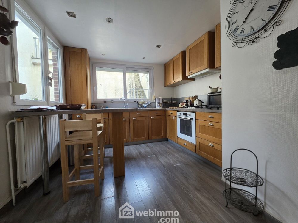 Photo 8 - Saint-Quentin 02100 à Saint-Quentin