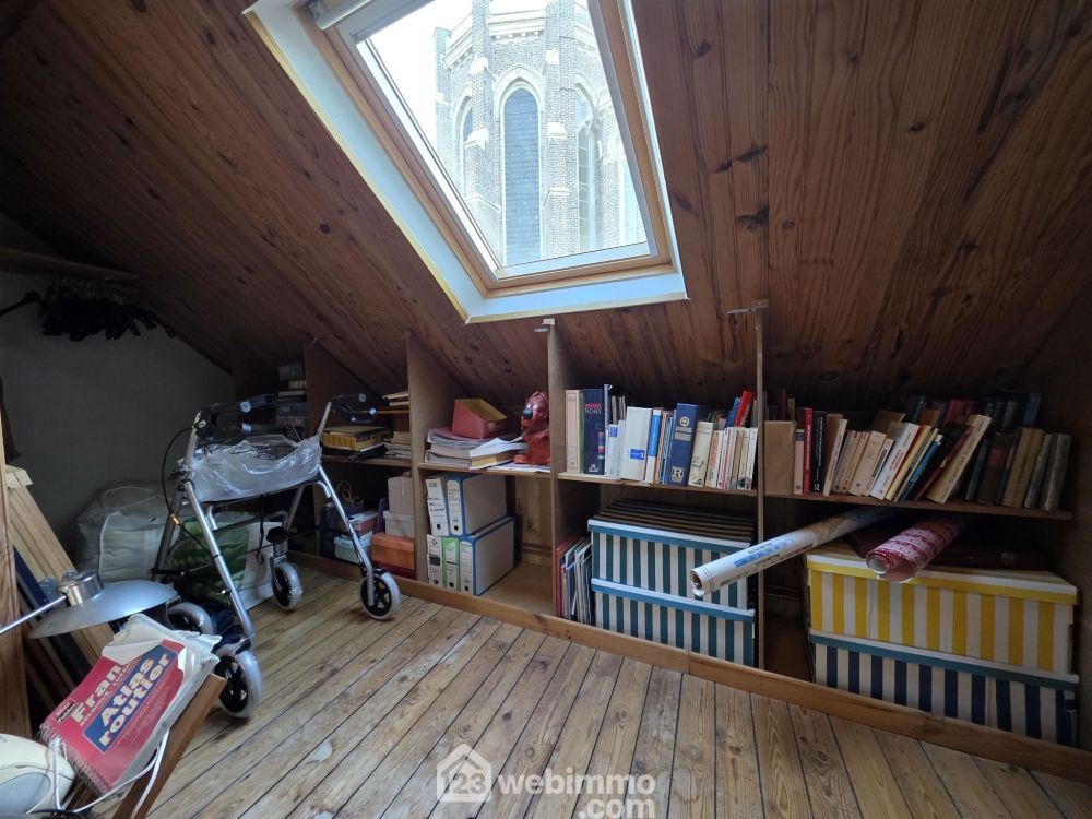 Photo 23 - Saint-Quentin 02100 à Saint-Quentin