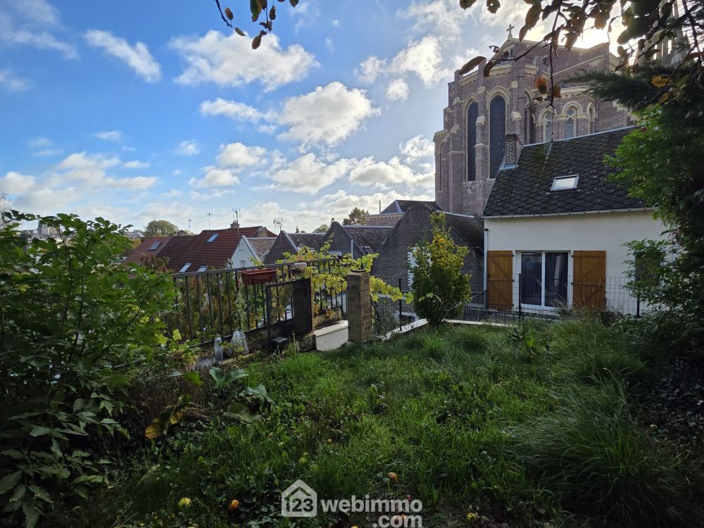 Photo 27 - Saint-Quentin 02100 à Saint-Quentin