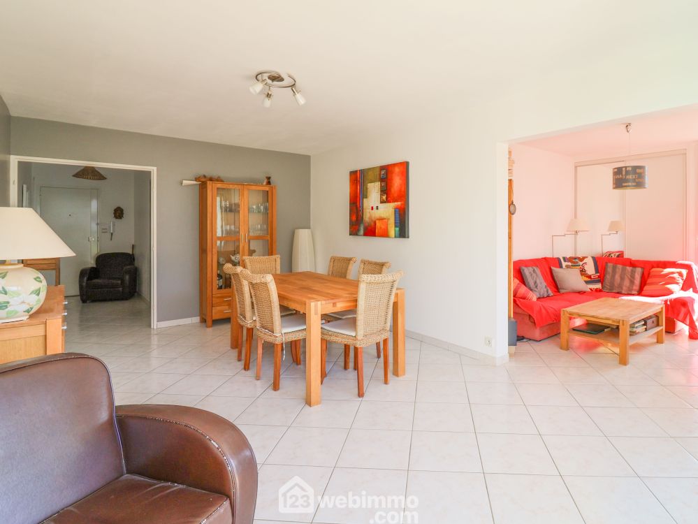 Photo 9 - Marseille 13008 à Marseille