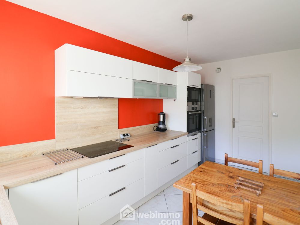 Photo 13 - Marseille 13008 à Marseille