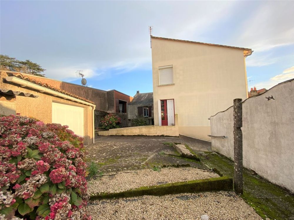 Photo 12 - Pouzauges 85700 à Pouzauges