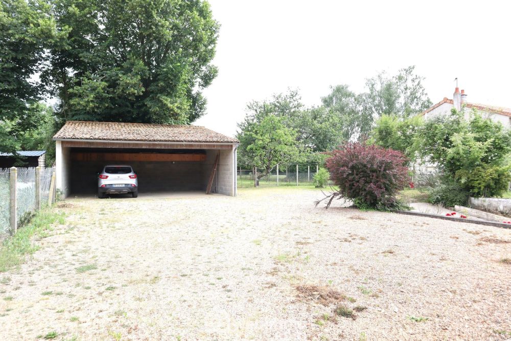 Photo 3 - Bignoux 86800 à Bignoux