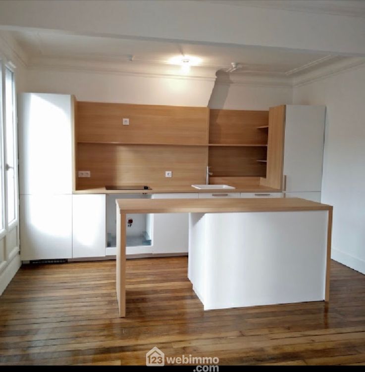 Photo 1 - Paris 75018 à Paris