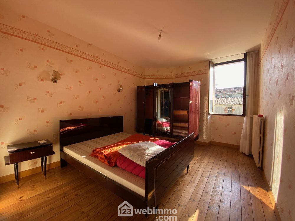 Photo 6 - Réaumur 85700 à Réaumur