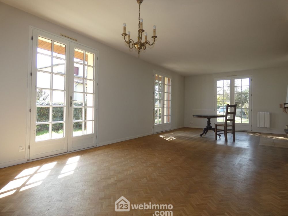 Photo 8 - POITIERS 86000 à POITIERS