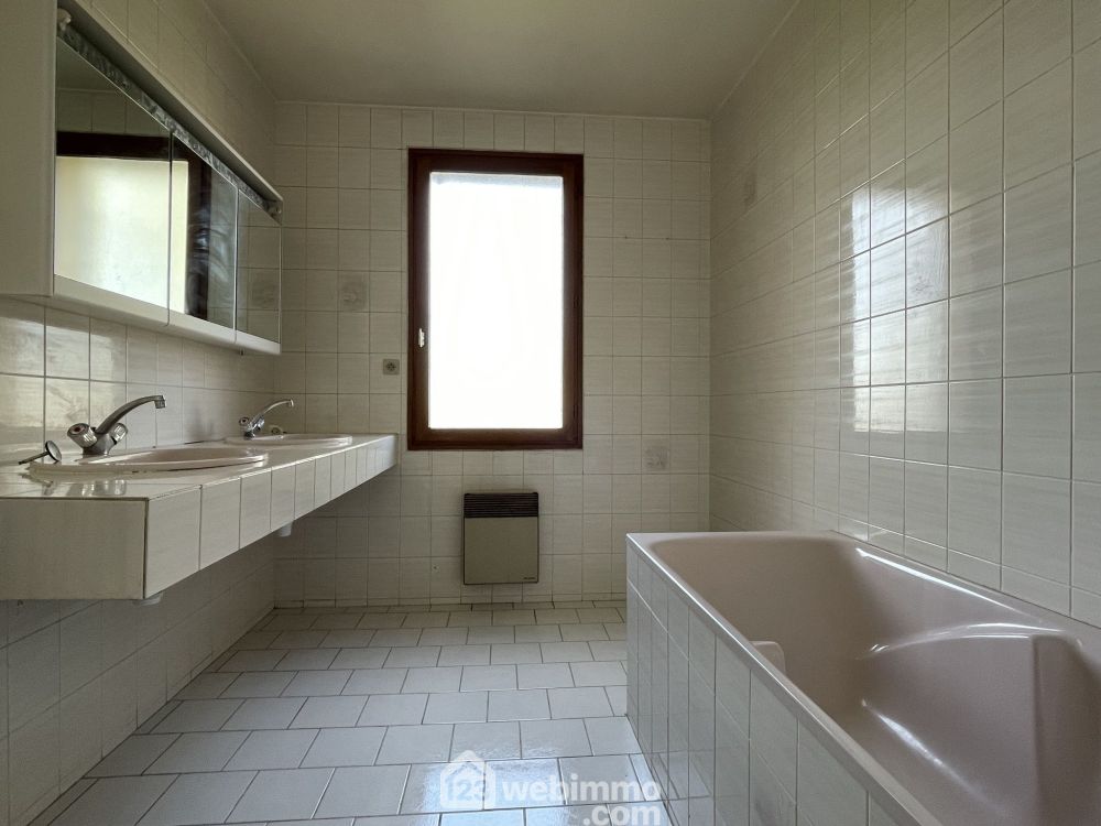 Photo 23 - POITIERS 86000 à POITIERS