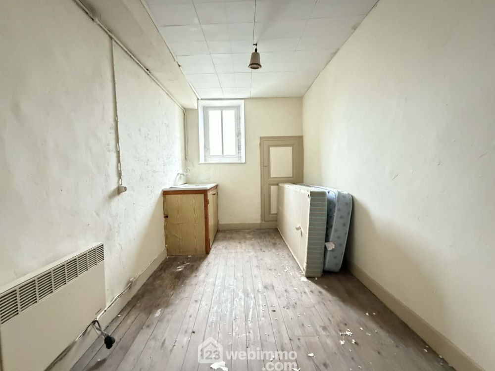 Photo 14 - Laon 02000 à Laon