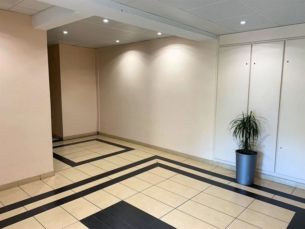 Photo 8 - Salon-de-Provence 13300 à Salon-de-Provence