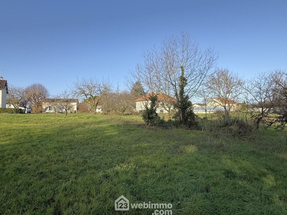 Photo 3 - Poitiers 86000 à Poitiers