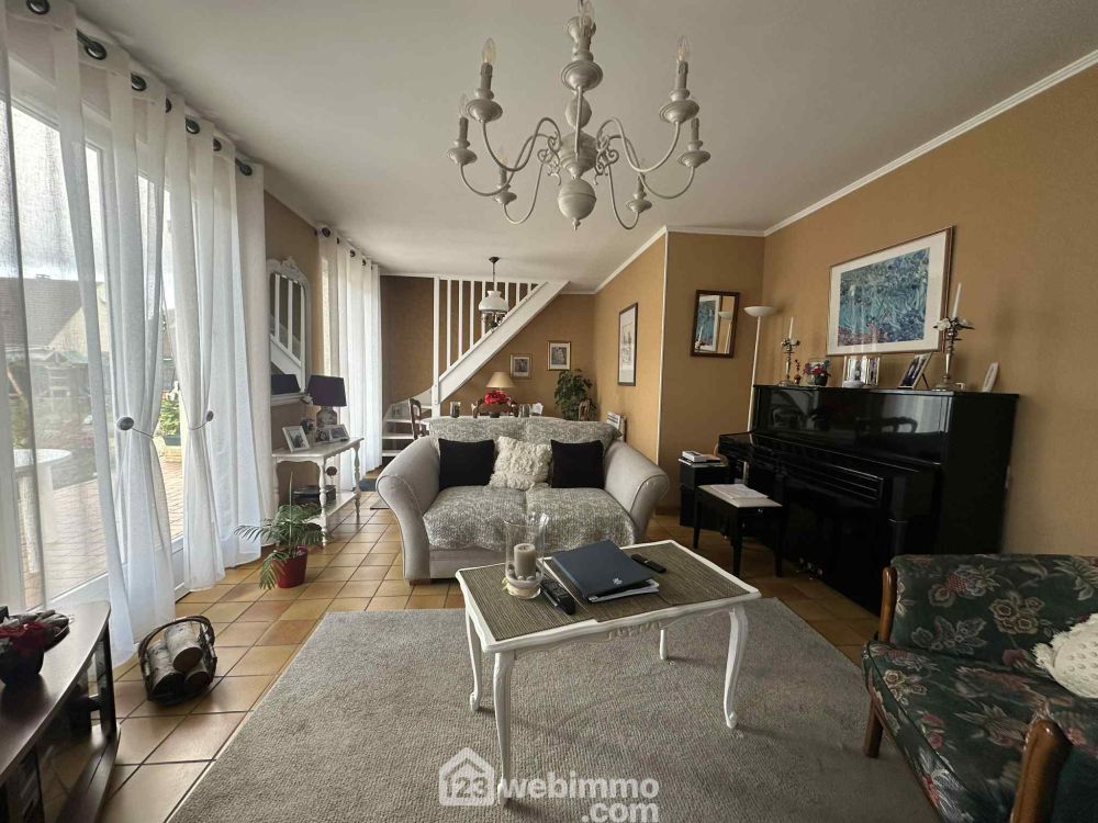 Photo 10 - Laon 02000 à Laon