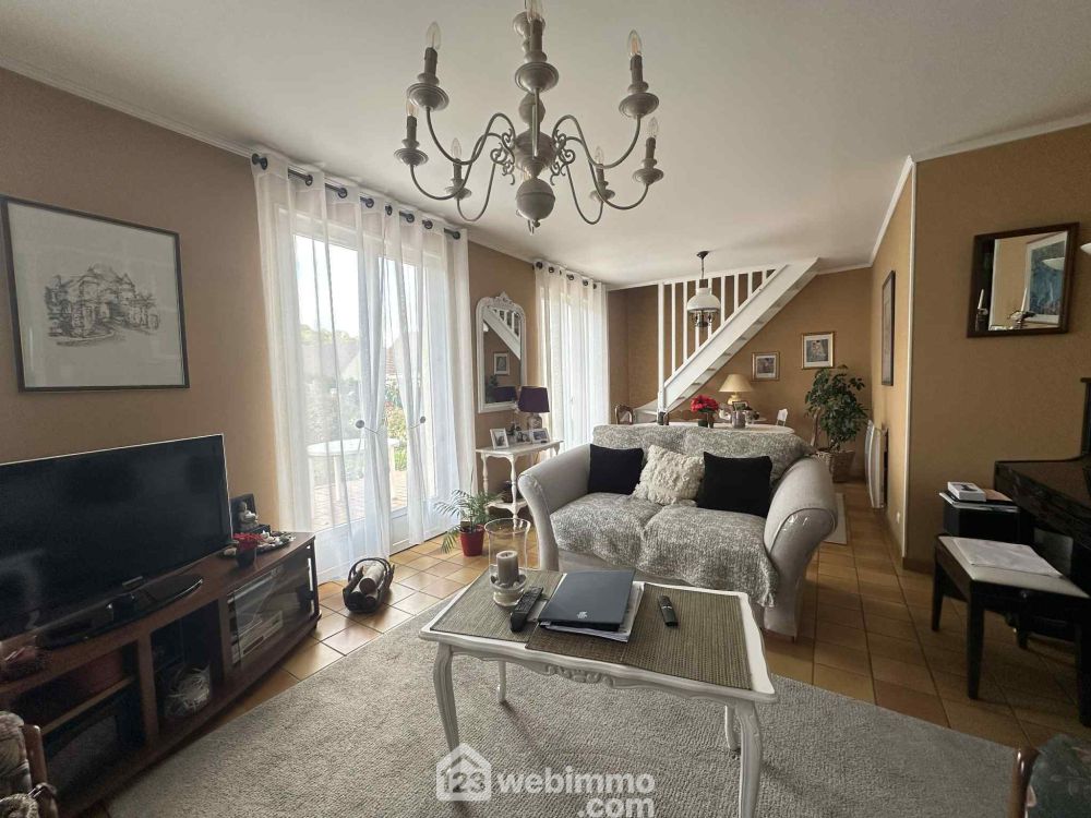 Photo 11 - Laon 02000 à Laon