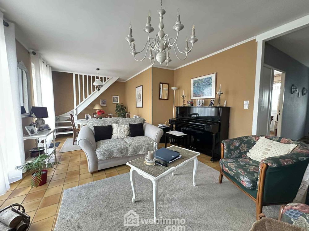 Photo 6 - Laon 02000 à Laon