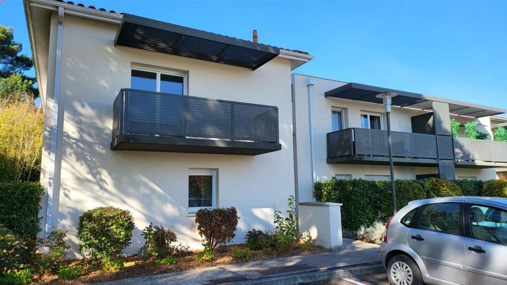 Photo 1 - Le Haillan 33185 à Le Haillan