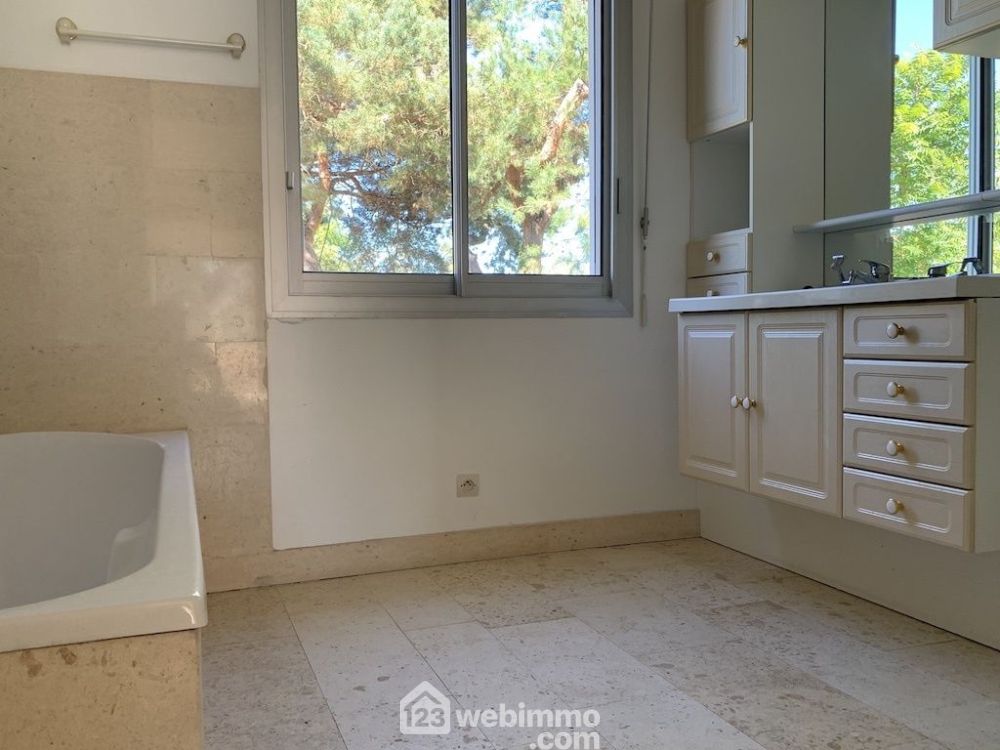 Photo 20 - Lussac-les-Chateaux 86320 à Lussac-les-Chateaux