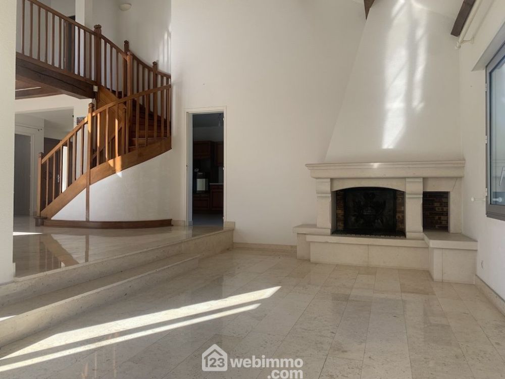 Photo 8 - Lussac-les-Chateaux 86320 à Lussac-les-Chateaux