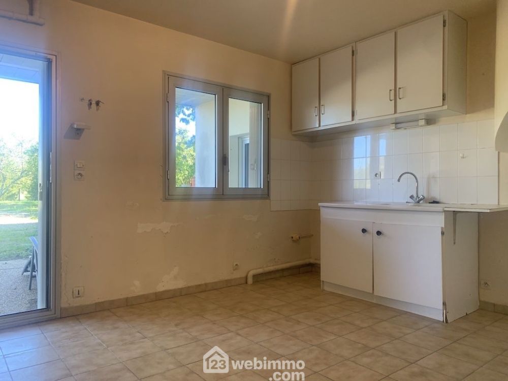 Photo 34 - Lussac-les-Chateaux 86320 à Lussac-les-Chateaux