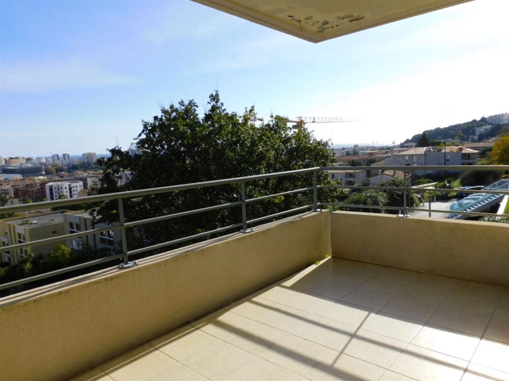 Photo 1 - Saint-Laurent-du-Var 06700 à Saint-Laurent-du-Var