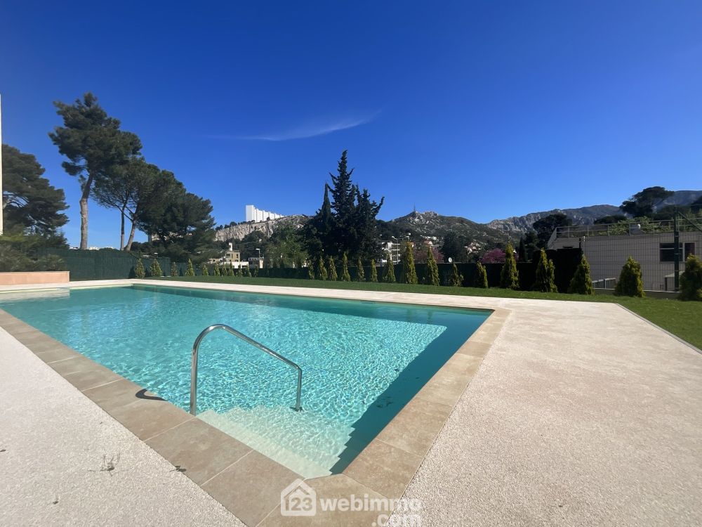 Photo 13 - Marseille 13009 à Marseille