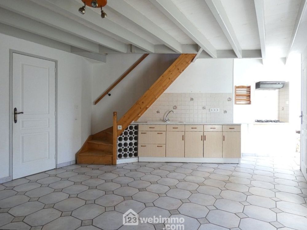 Photo 11 - ARDIN 79160 à ARDIN