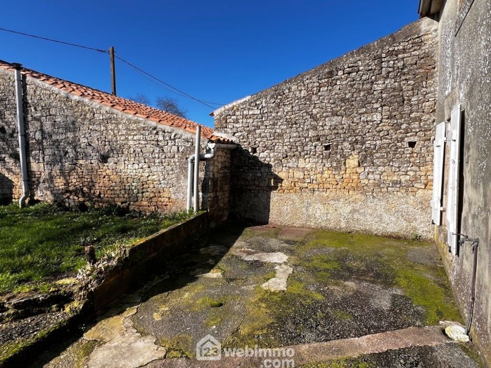 Photo 6 - ARDIN 79160 à ARDIN