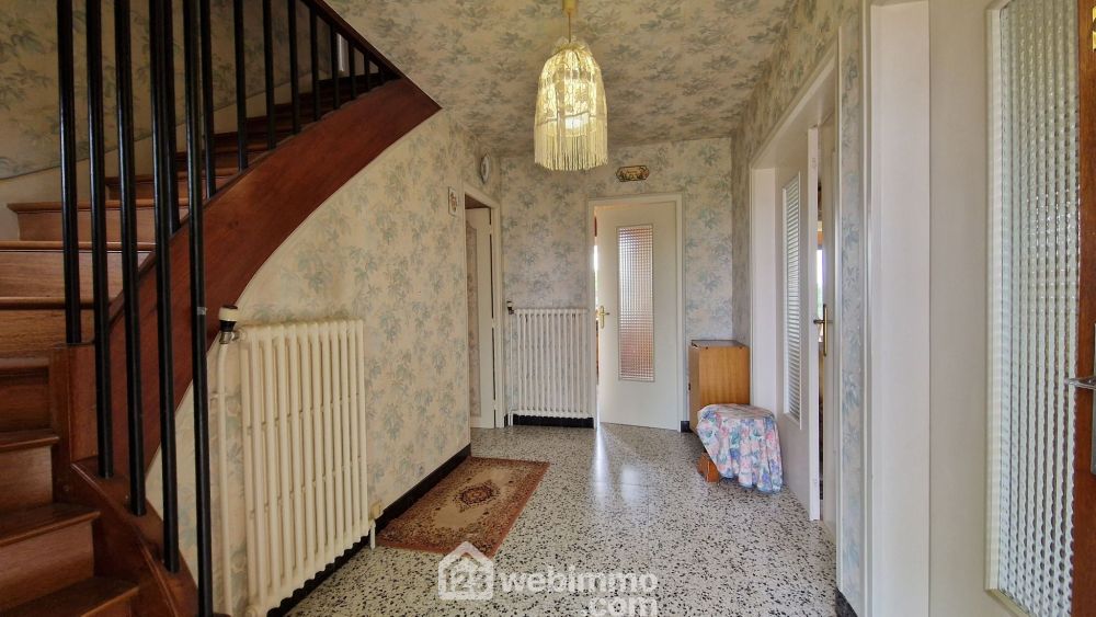 Photo 4 - Laon 02000 à Laon