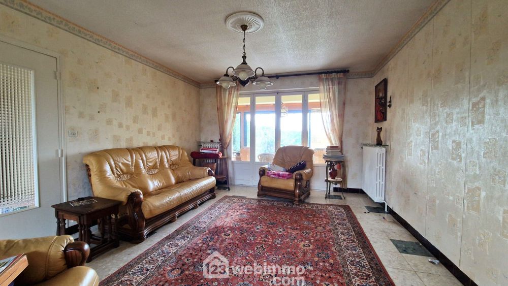 Photo 7 - Laon 02000 à Laon