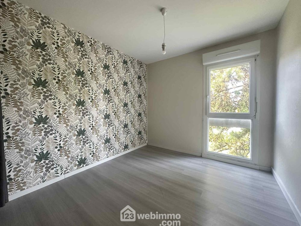 Photo 12 - Laon 02000 à Laon