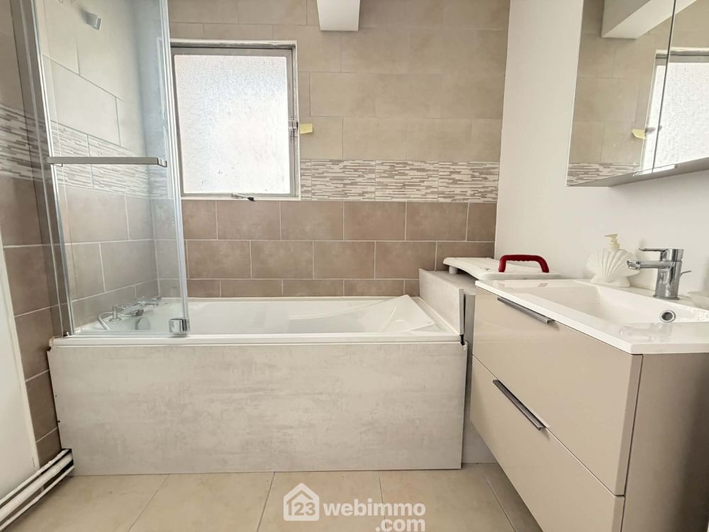 Photo 9 - Laon 02000 à Laon