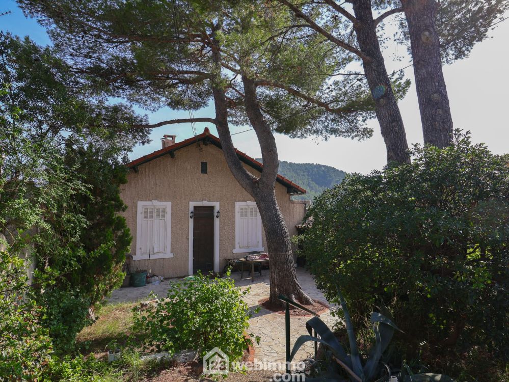 Photo 19 - Marseille 13009 à Marseille