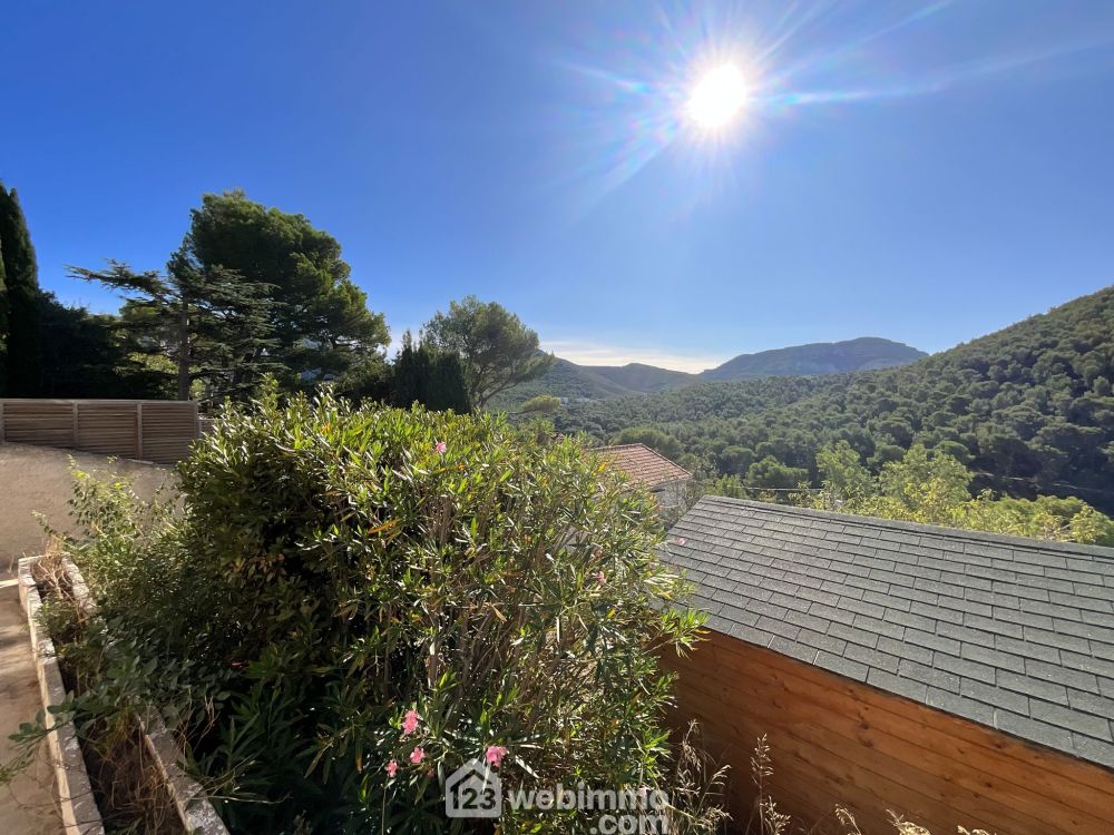 Photo 15 - Marseille 13009 à Marseille