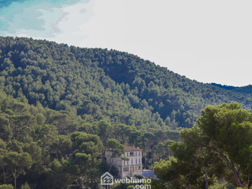 Photo 18 - Marseille 13009 à Marseille