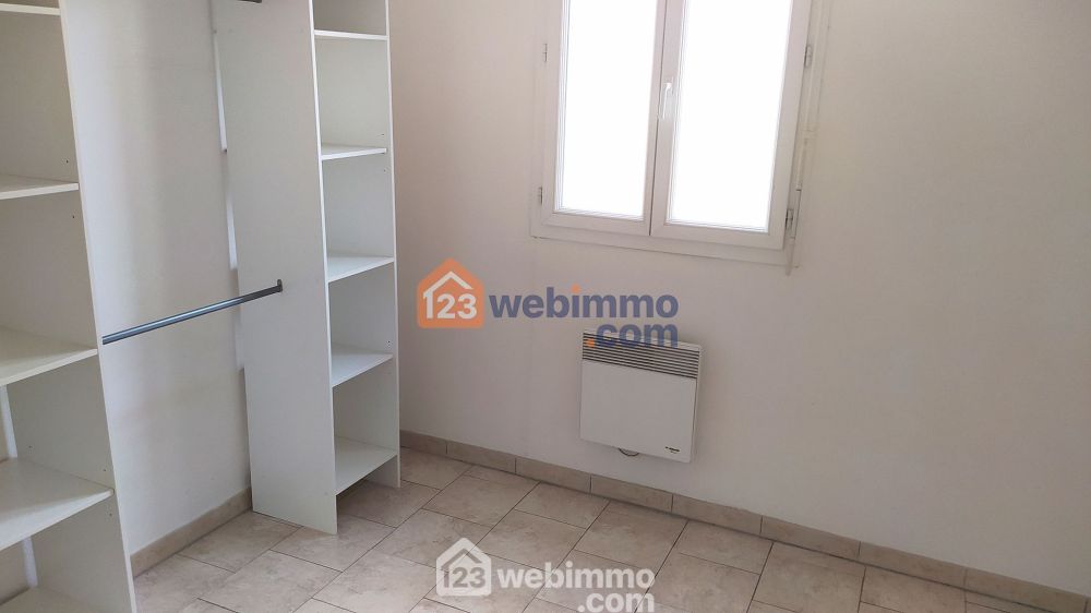 Photo 9 - Port-Saint-Louis-du-Rhône 13230 à Port-Saint-Louis-du-Rhône